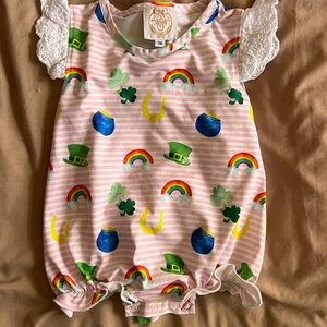 Southern Sass Smocks Bubble